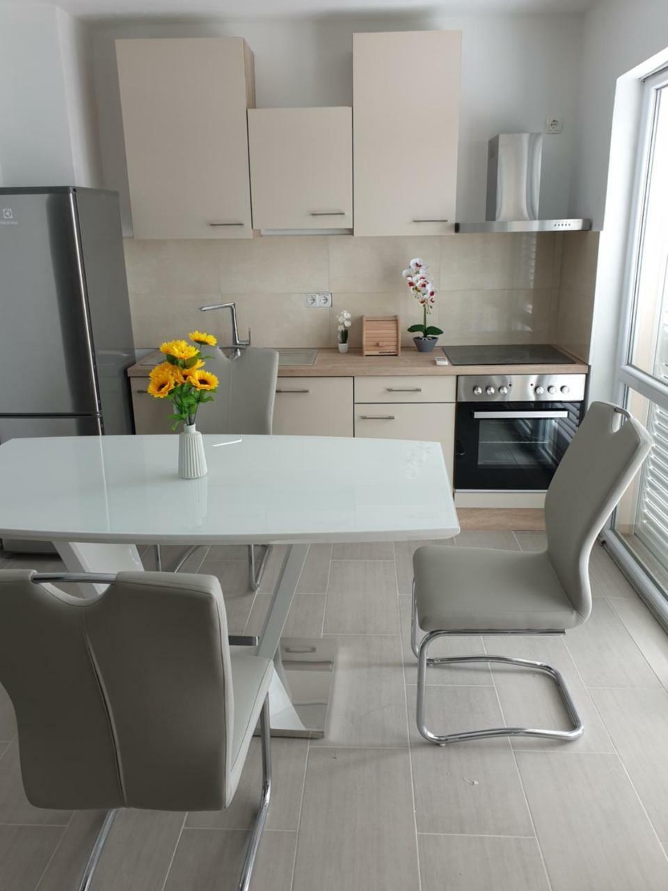 Apartments Nella Задар Екстер'єр фото